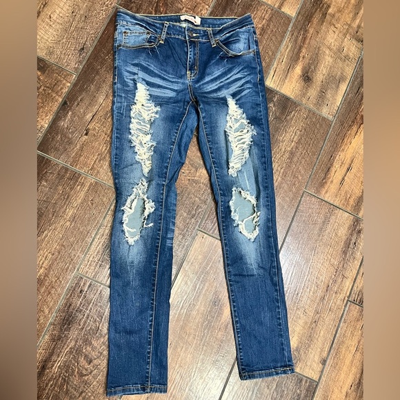Judy Blue Denim‎ High Waist Straight Extreme Distressed Lakelynn Design Jeans - Picture 1 of 4